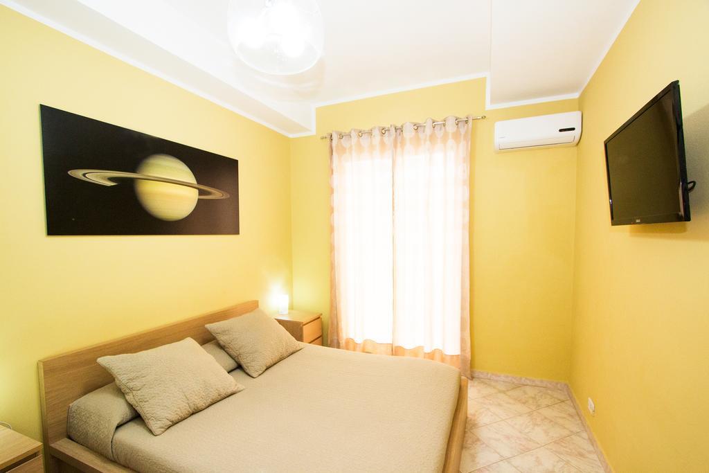 Kosmos Bed & Breakfast Syracuse Ngoại thất bức ảnh