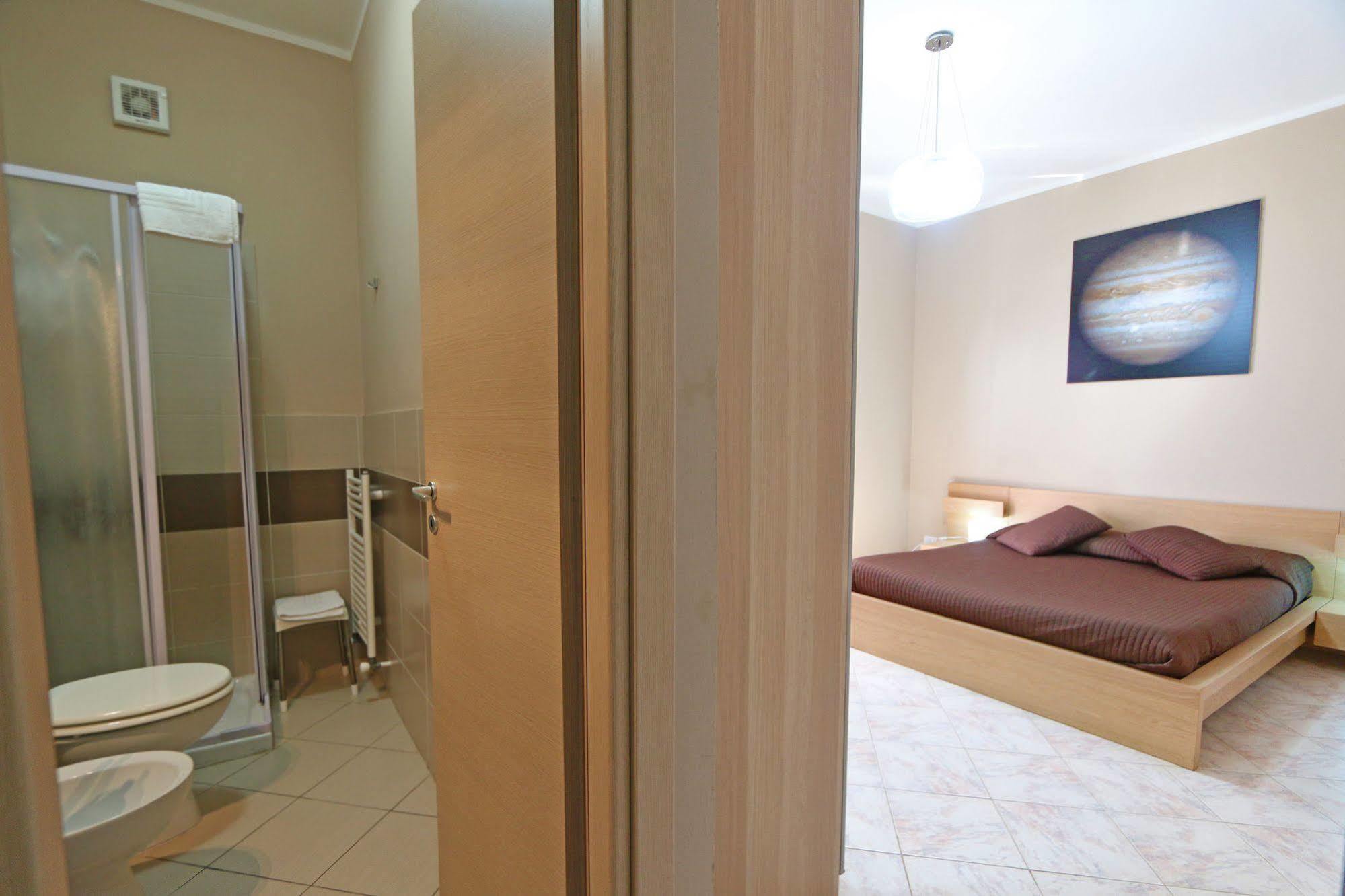 Kosmos Bed & Breakfast Syracuse Ngoại thất bức ảnh