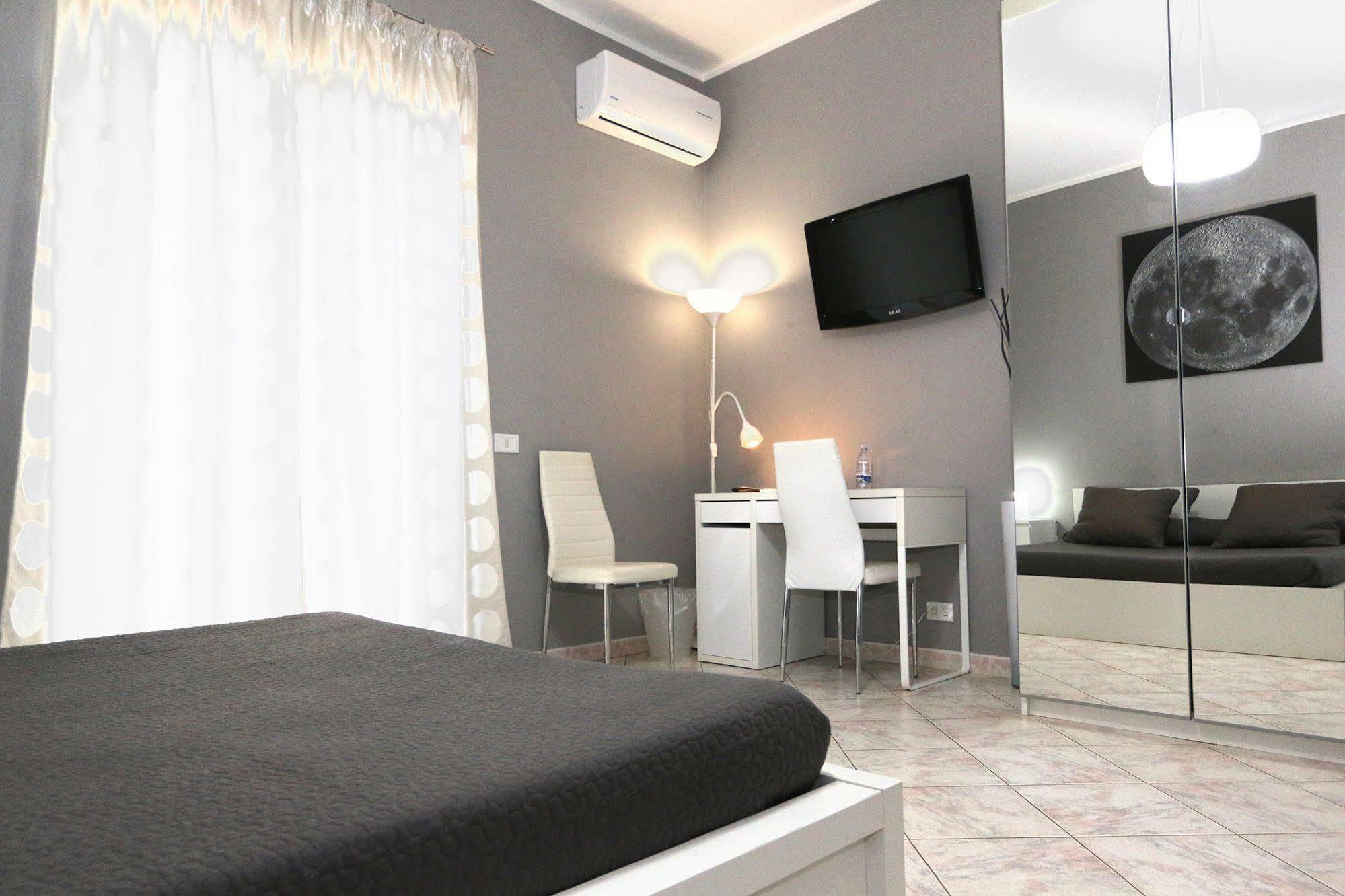 Kosmos Bed & Breakfast Syracuse Ngoại thất bức ảnh