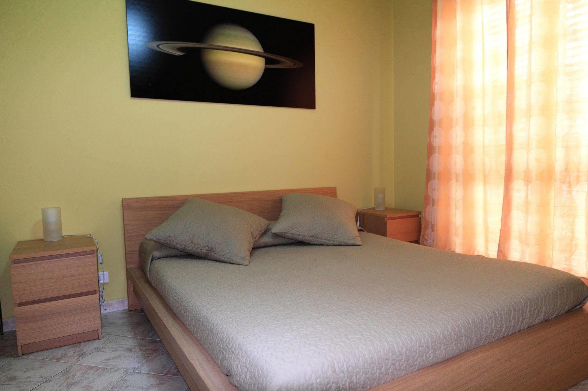 Kosmos Bed & Breakfast Syracuse Ngoại thất bức ảnh