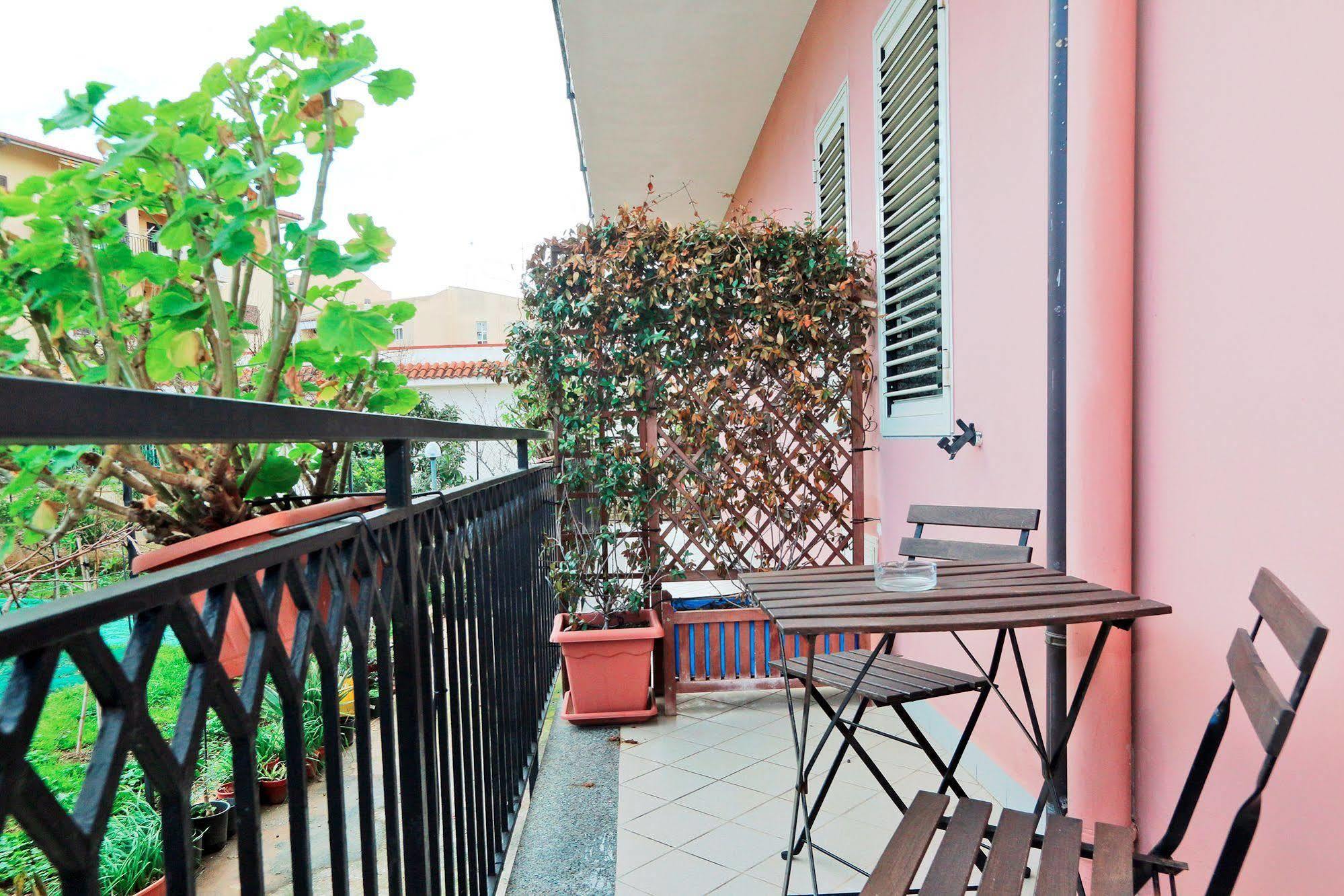 Kosmos Bed & Breakfast Syracuse Ngoại thất bức ảnh